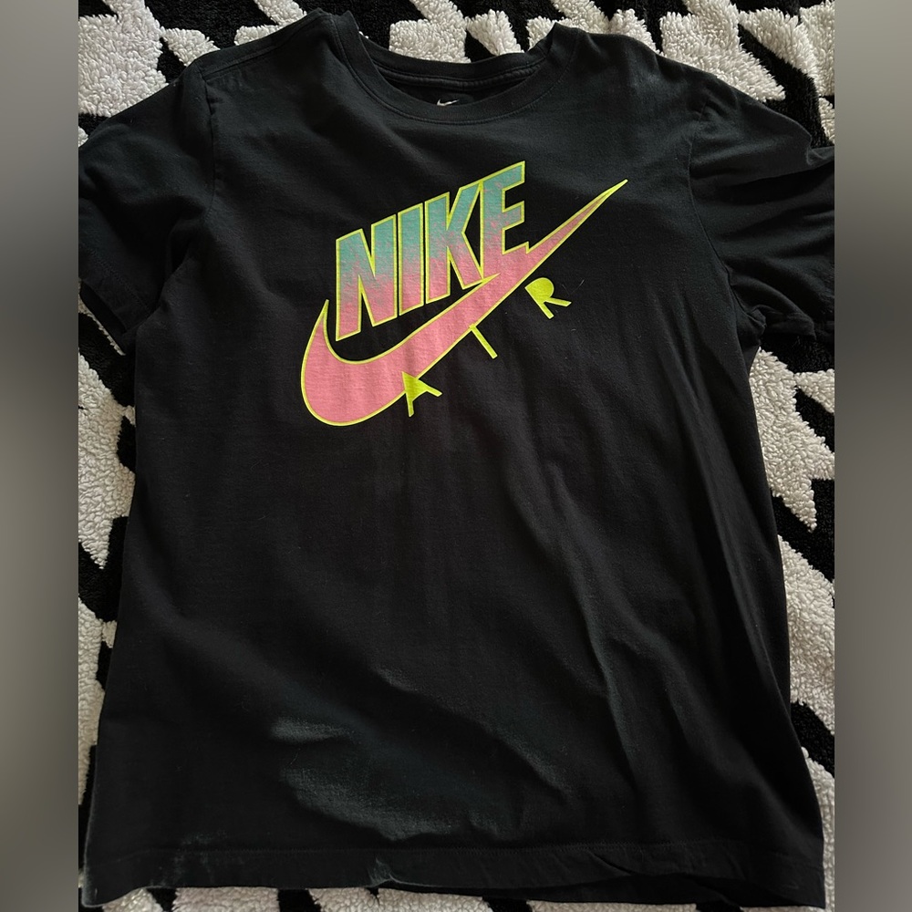 Nike t-shirt